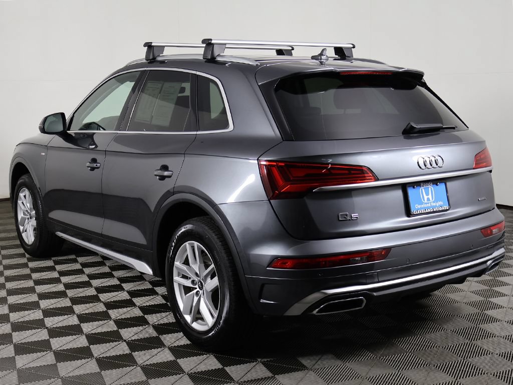 Used 2023 Audi Q5 2.0T Premium w/ Convenience Package AWD/4WD image 8
