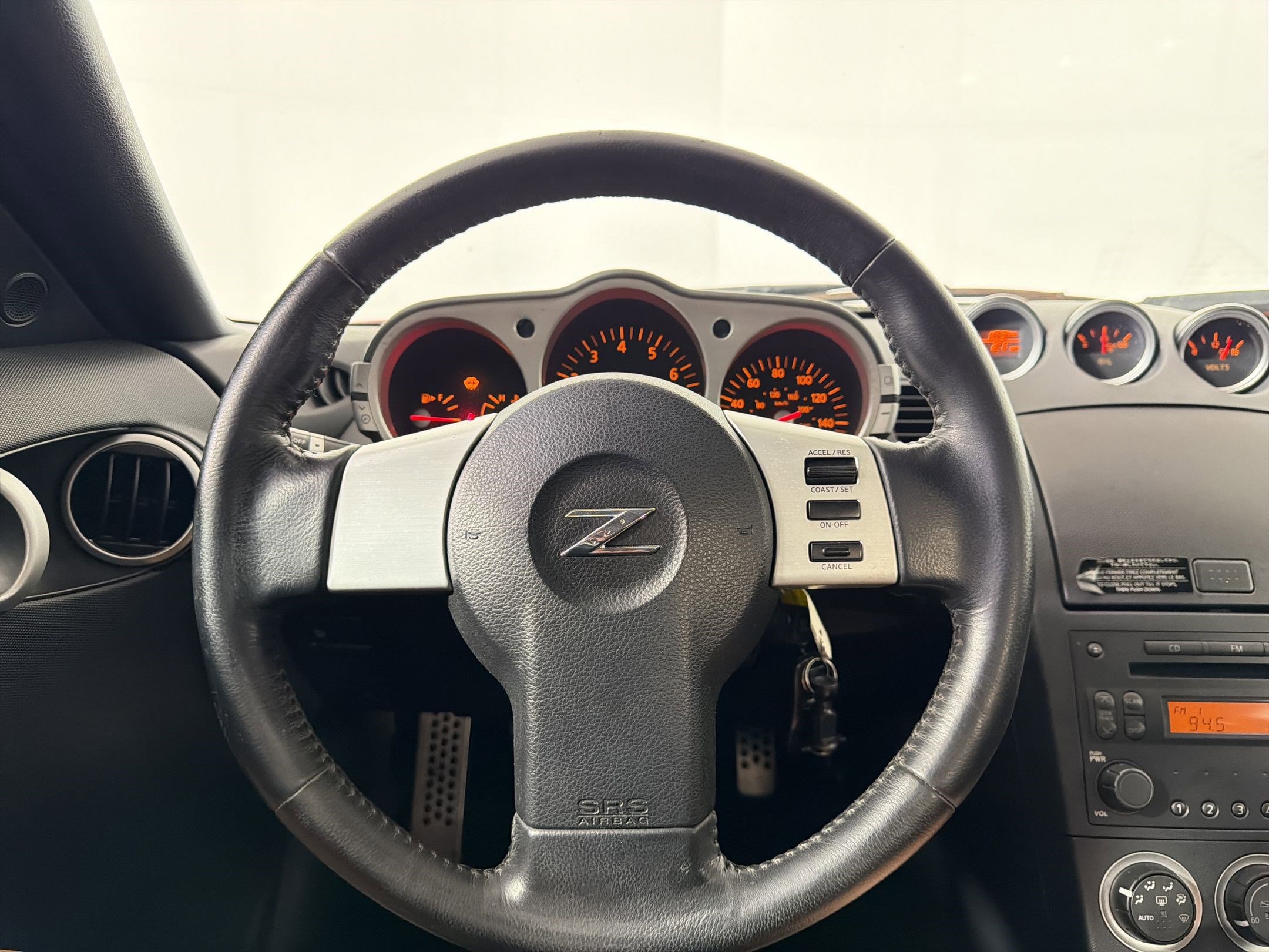 Used 2003 Nissan 350Z Enthusiast RWD image 12