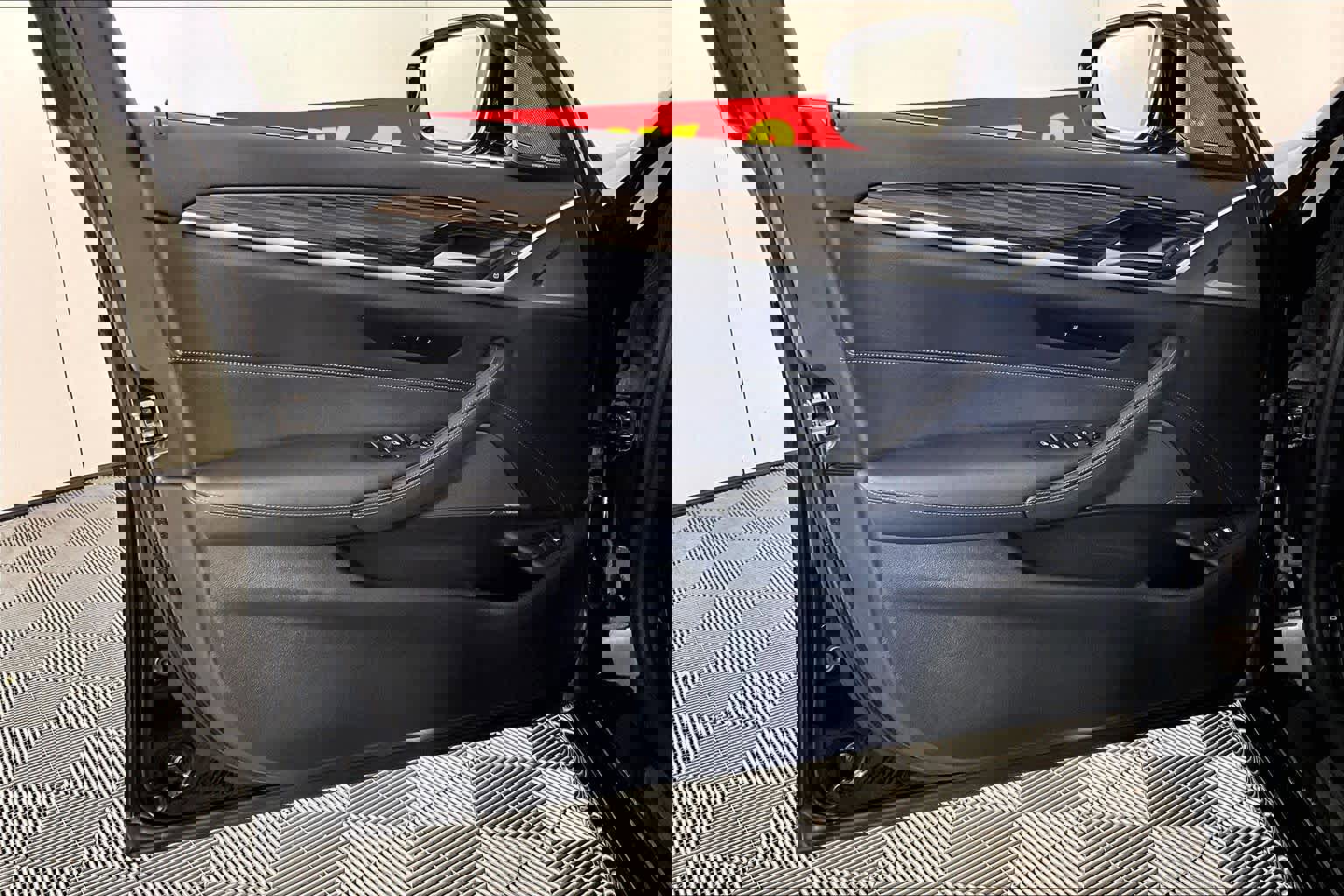 Used 2023 BMW 530e xDrive image 20