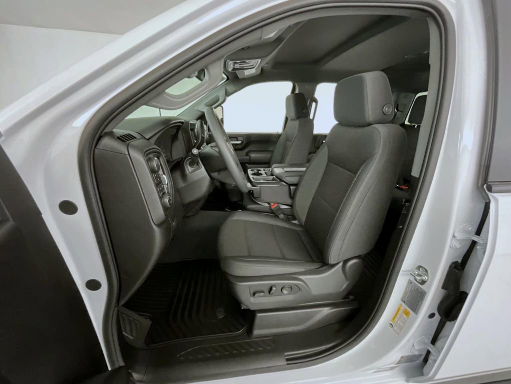 New 2026 Chevrolet Silverado 2500 Custom w/ Custom Value Package image 9