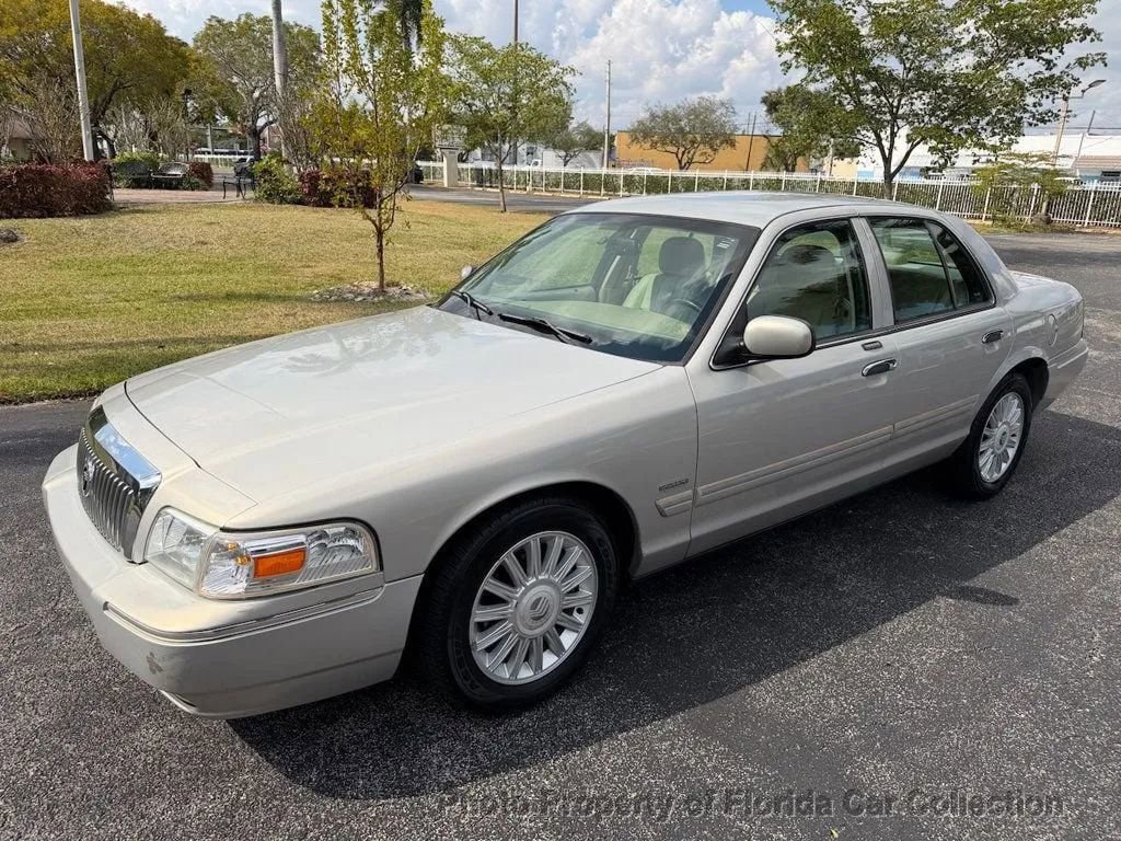 Used 2010 Mercury Grand Marquis LS image 1