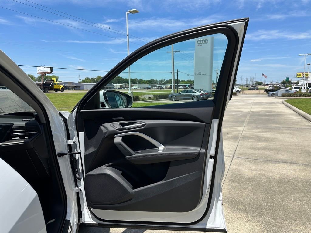 New 2026 Audi Q5 Premium Plus AWD/4WD image 33