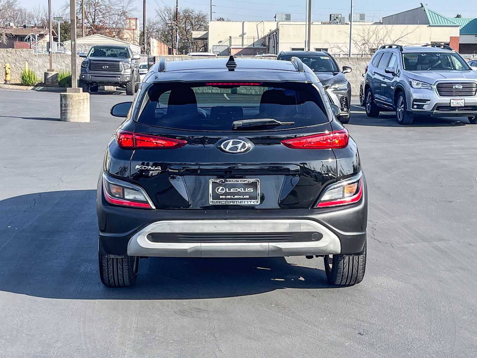 Used 2022 Hyundai Kona SEL image 3