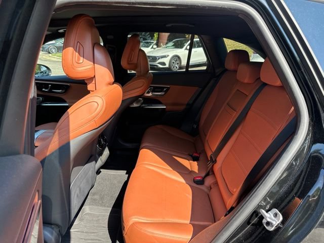 Used 2023 Mercedes-Benz GLC 300 image 11