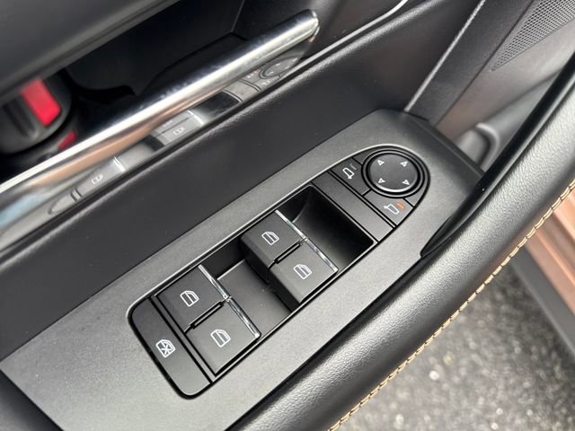 Used 2025 MAZDA CX-70 3.3 Turbo w/ Premium Package image 11