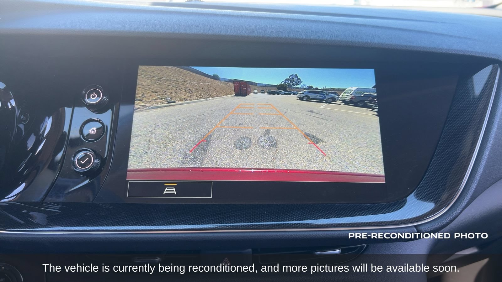 Used 2023 Buick Envision Preferred FWD image 17