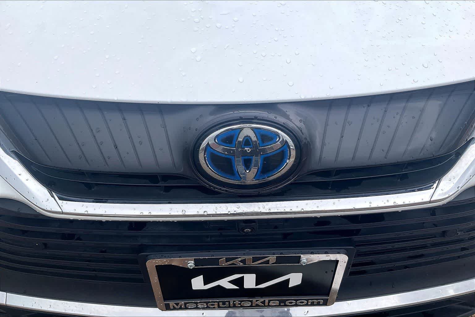 Used 2023 Toyota Venza Limited AWD/4WD image 32