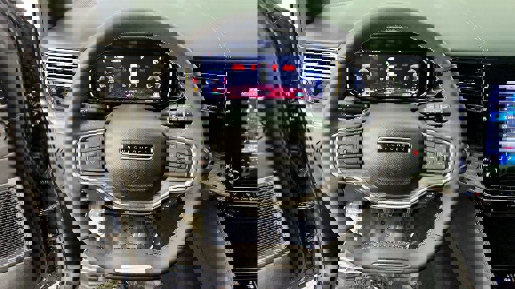 Used 2023 Jeep Wagoneer Series II w/ Premium Group I image 16