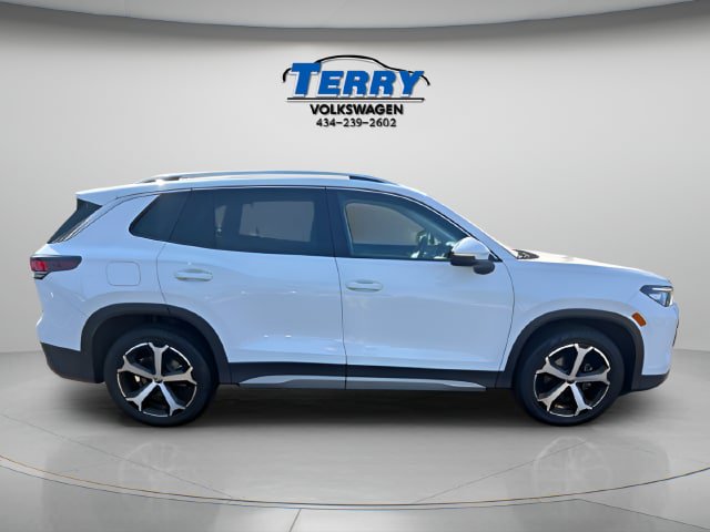 Certified 2025 Volkswagen Tiguan SE