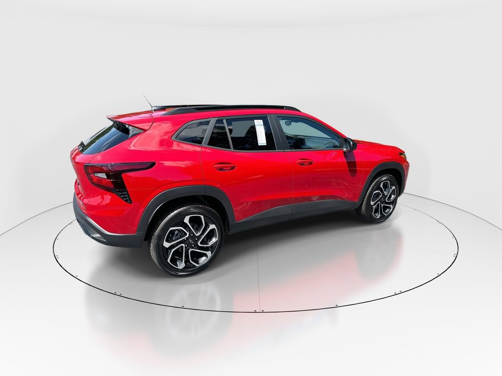 New 2026 Chevrolet Trax RS w/ Driver Confidence Package FWD image 8
