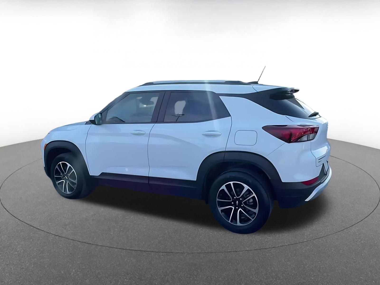 Used 2025 Chevrolet TrailBlazer LT image 10