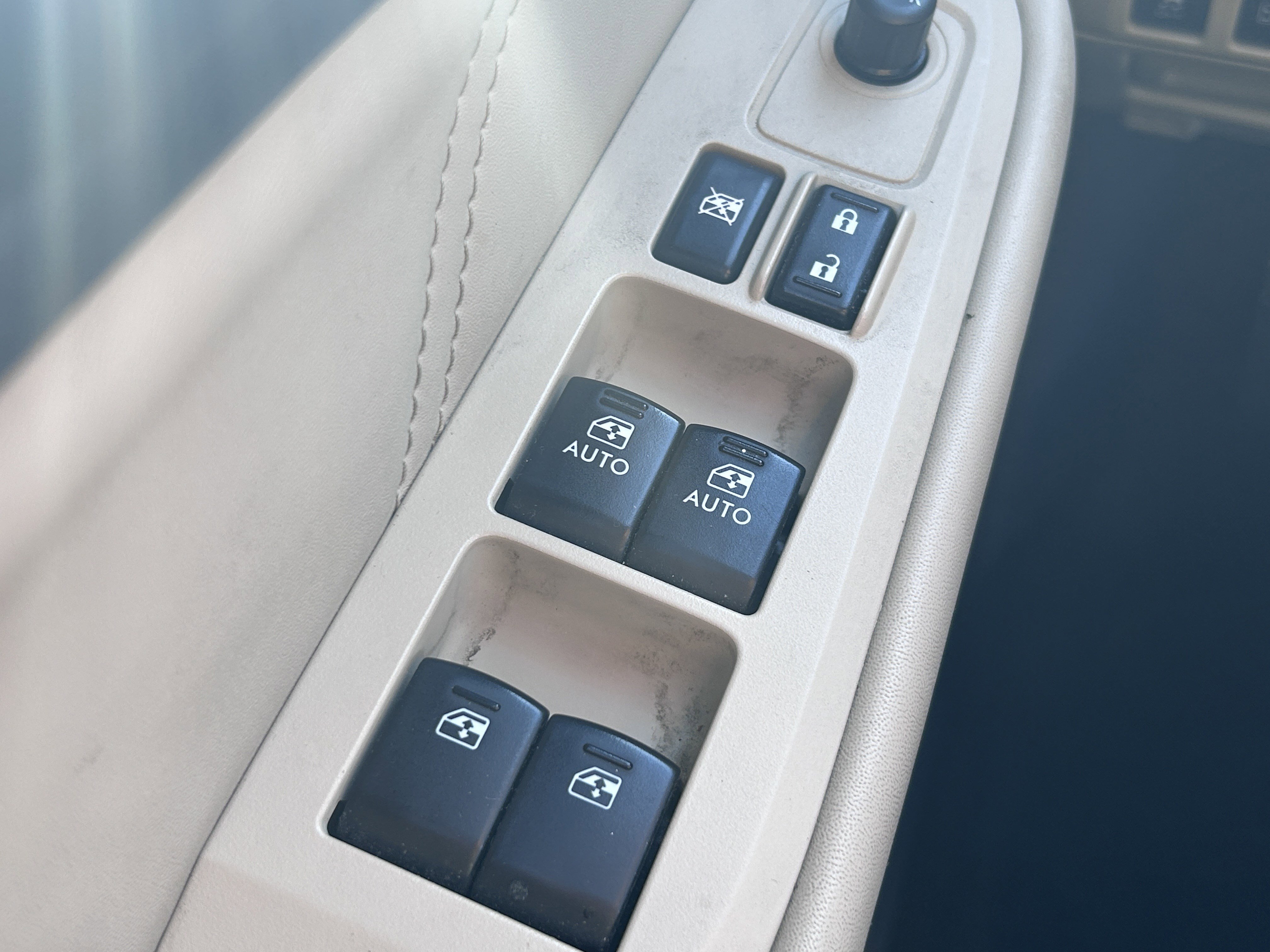 Used 2018 Subaru Outback 2.5i Limited image 17