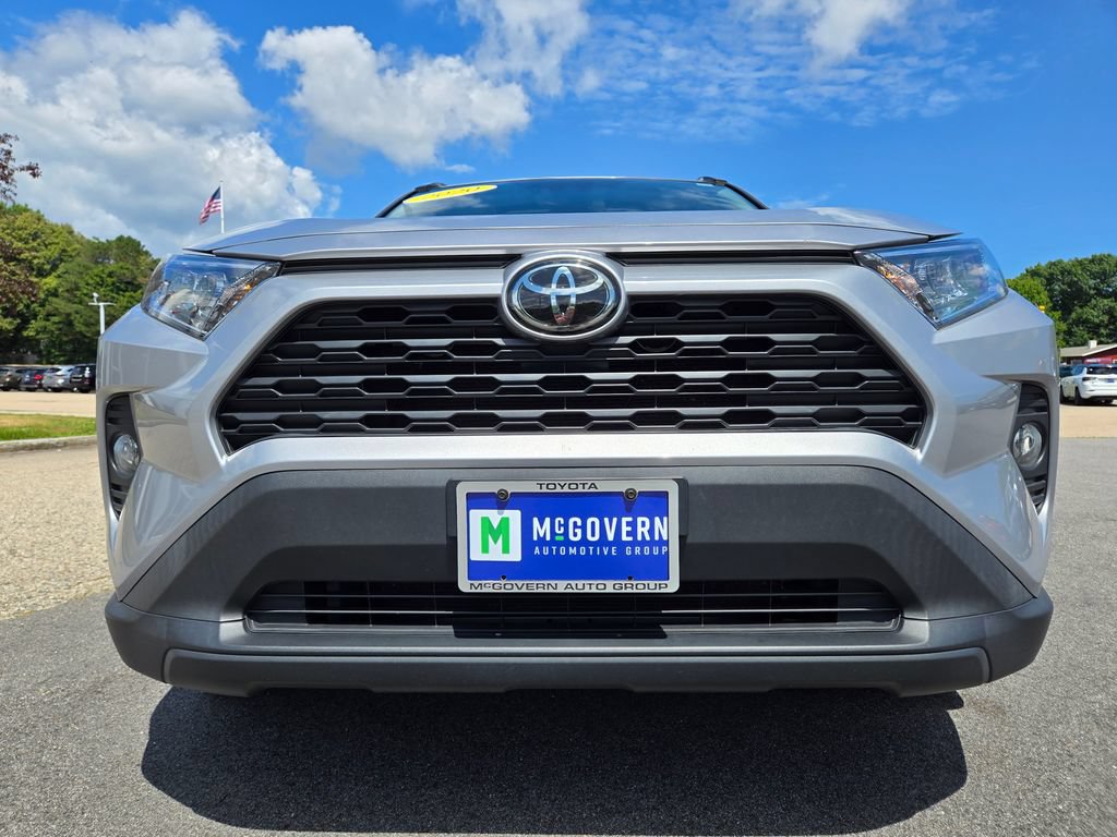 Used 2020 Toyota RAV4 XLE Premium AWD/4WD image 9