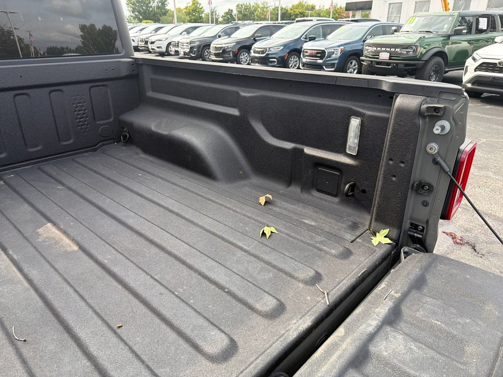 Used 2021 Jeep Gladiator Overland AWD/4WD image 12