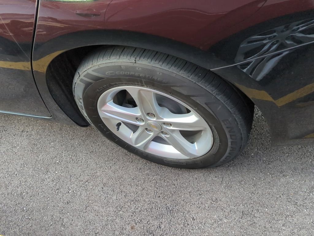 Used 2021 Chevrolet Malibu LS w/ LPO, Convenience Package 1 image 5