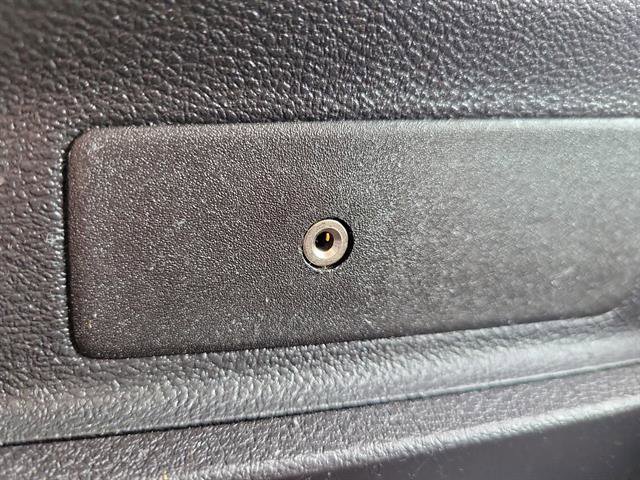 Used 2017 Ford Transit 350 XLT image 13