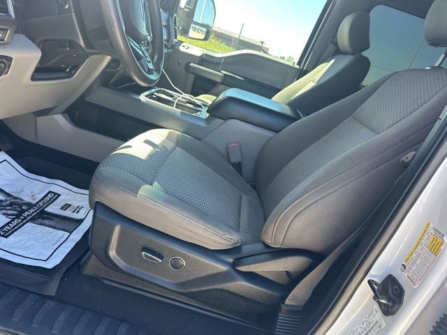 Used 2019 Ford F350 XLT w/ XLT Premium Package image 2