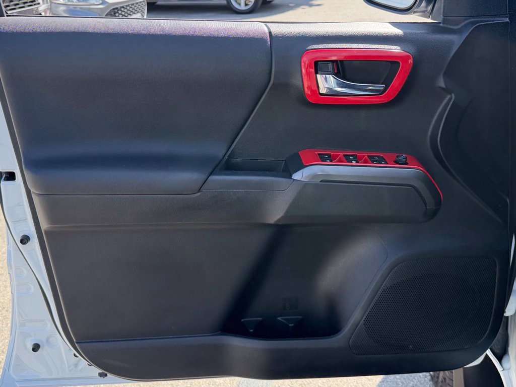 Used 2023 Toyota Tacoma TRD Pro AWD/4WD image 13