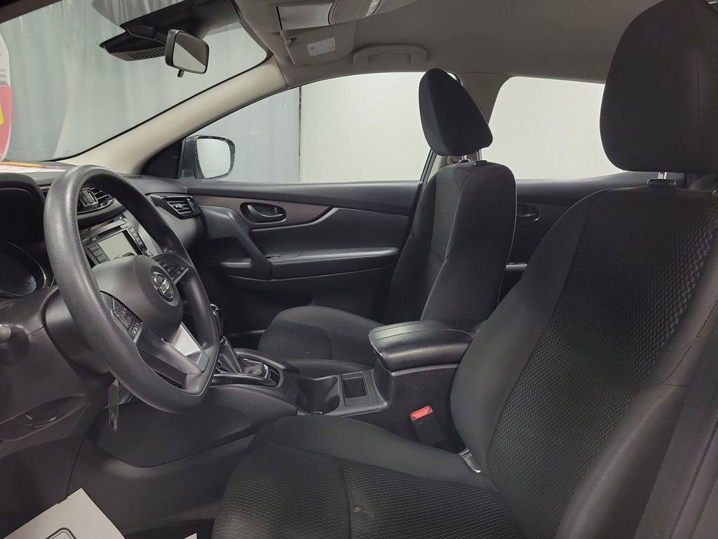 Used 2022 Nissan Rogue Sport S image 12