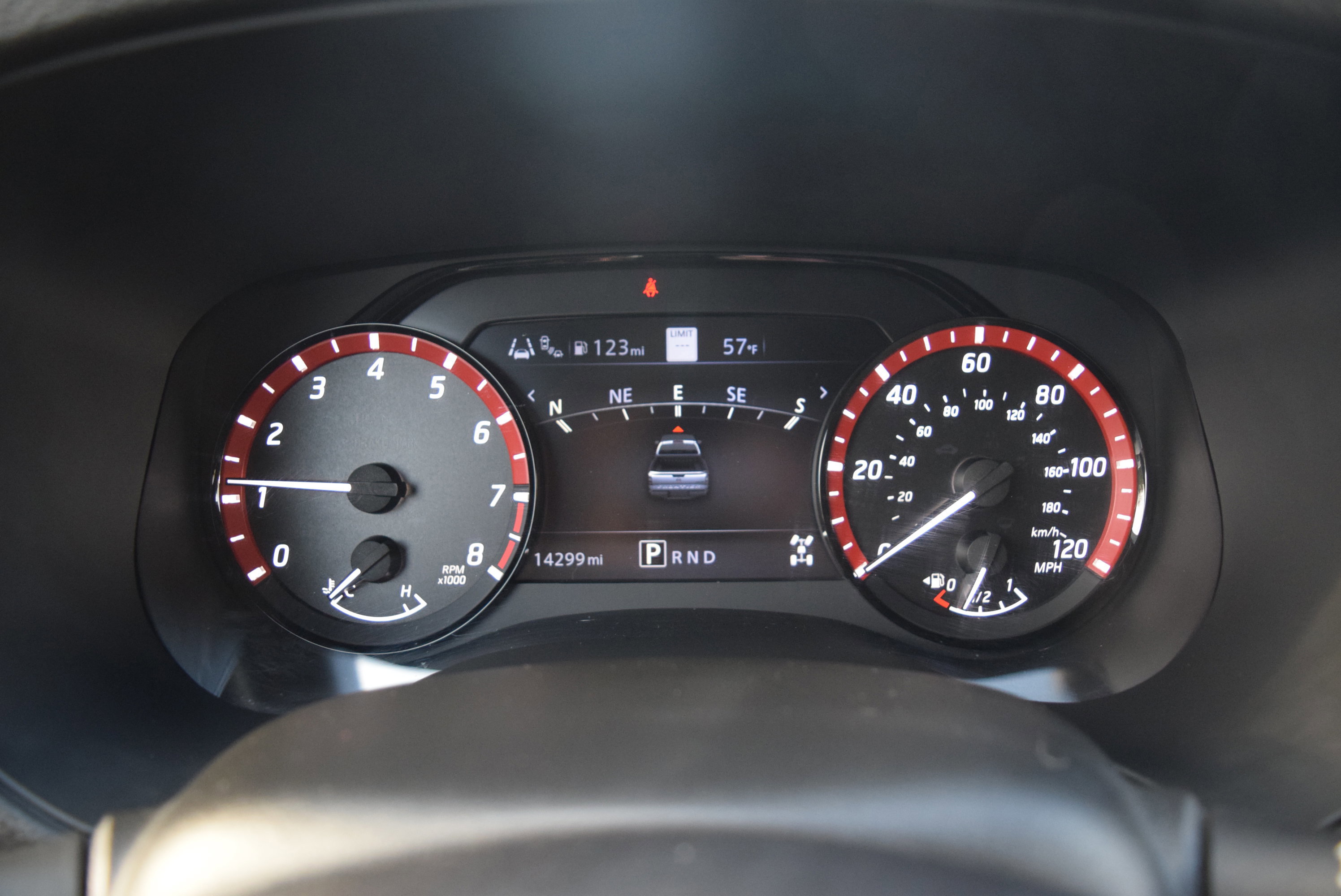 Used 2023 Nissan Frontier PRO-4X w/ Pro Convenience Package AWD/4WD image 15