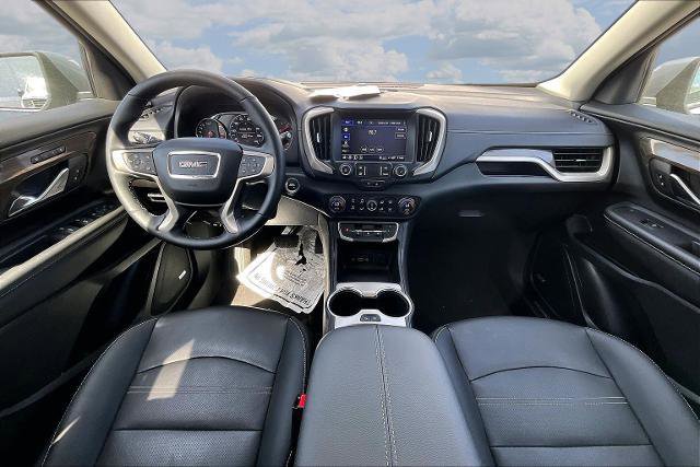 Used 2024 GMC Terrain Denali w/ Denali Premium Package image 7