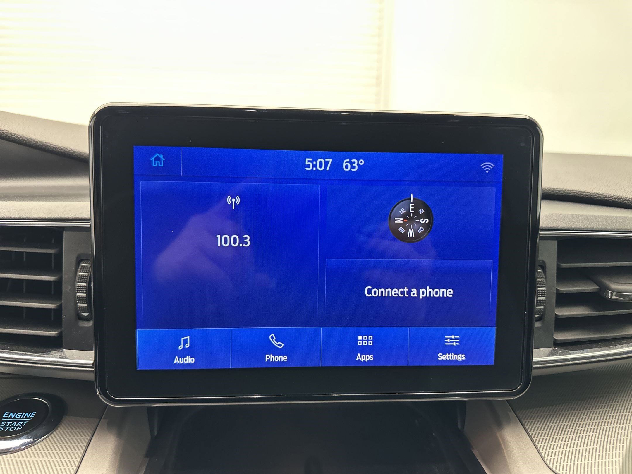 Used 2023 Ford Explorer XLT w/ Equipment Group 202A image 22
