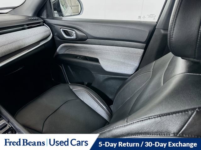 Used 2023 Jeep Compass Latitude image 24