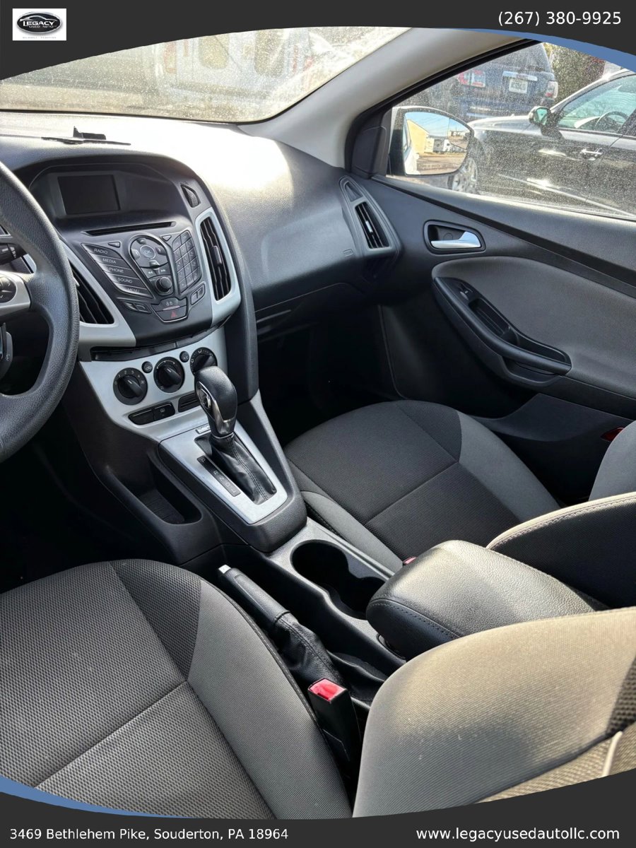 Used 2013 Ford Focus SE image 39