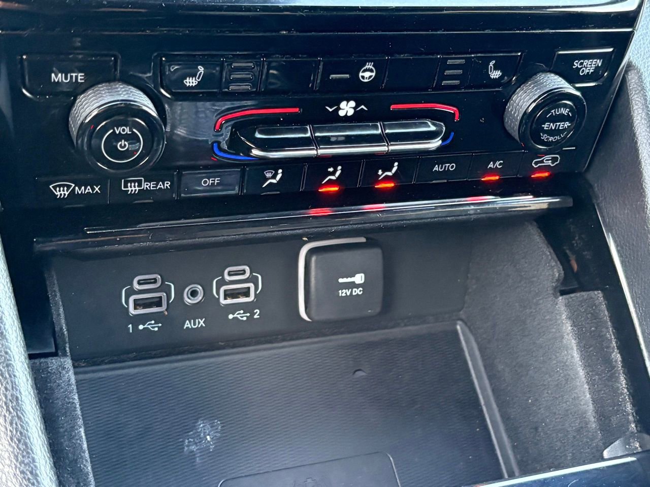 Used 2022 Jeep Grand Cherokee Altitude image 24