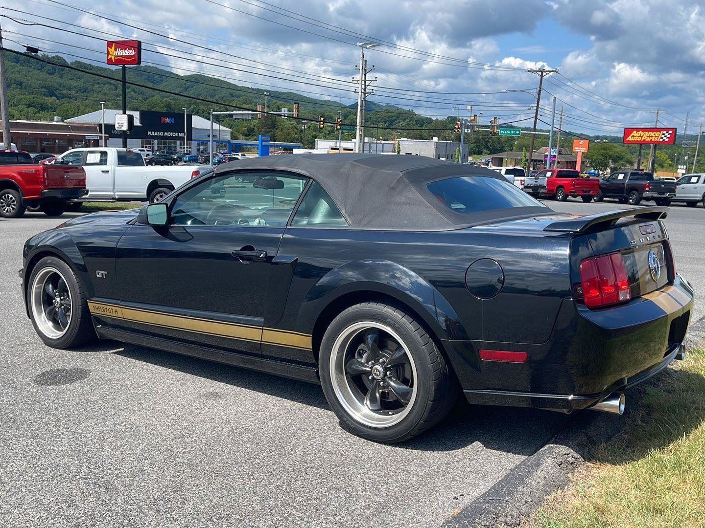 Used 2006 Ford Mustang GT Premium RWD image 5