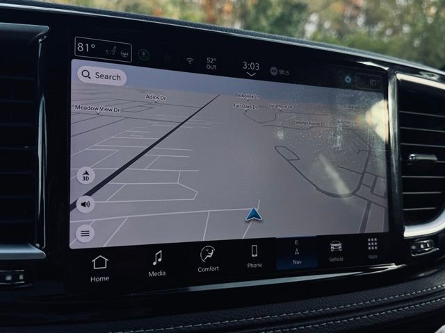 Certified 2025 Chrysler Pacifica Limited image 43