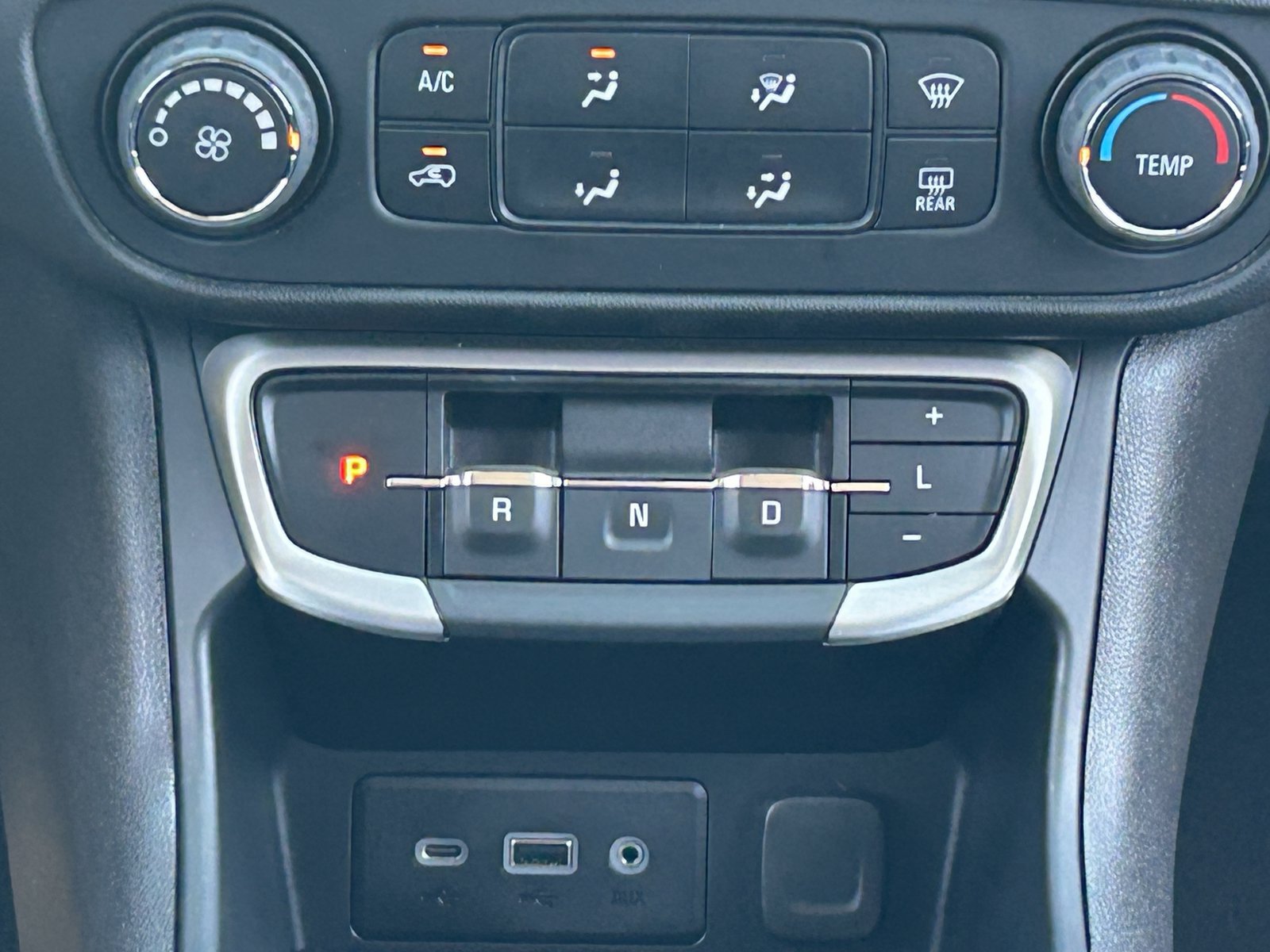 Certified 2024 GMC Terrain SLE FWD image 22