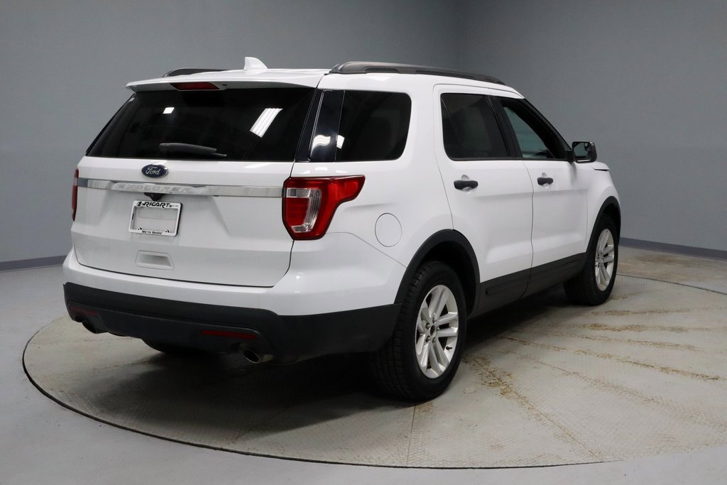 Used 2017 Ford Explorer FWD image 11