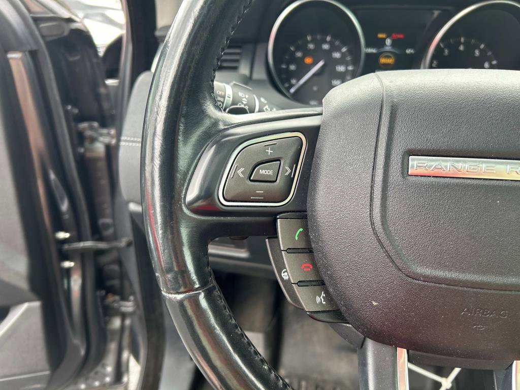 Used 2017 Land Rover Range Rover Evoque SE Premium image 26