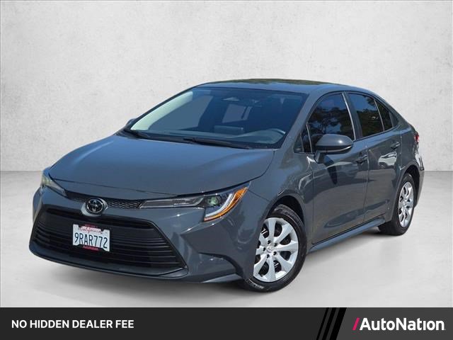 Used 2024 Toyota Corolla LE FWD image 1