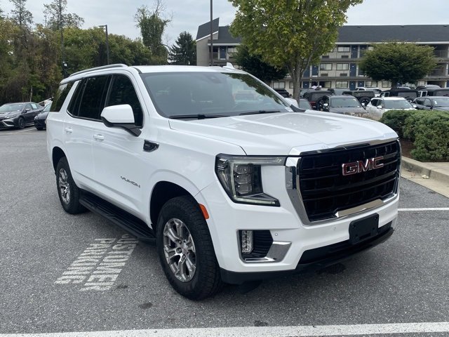 Used 2022 GMC Yukon SLE image 2