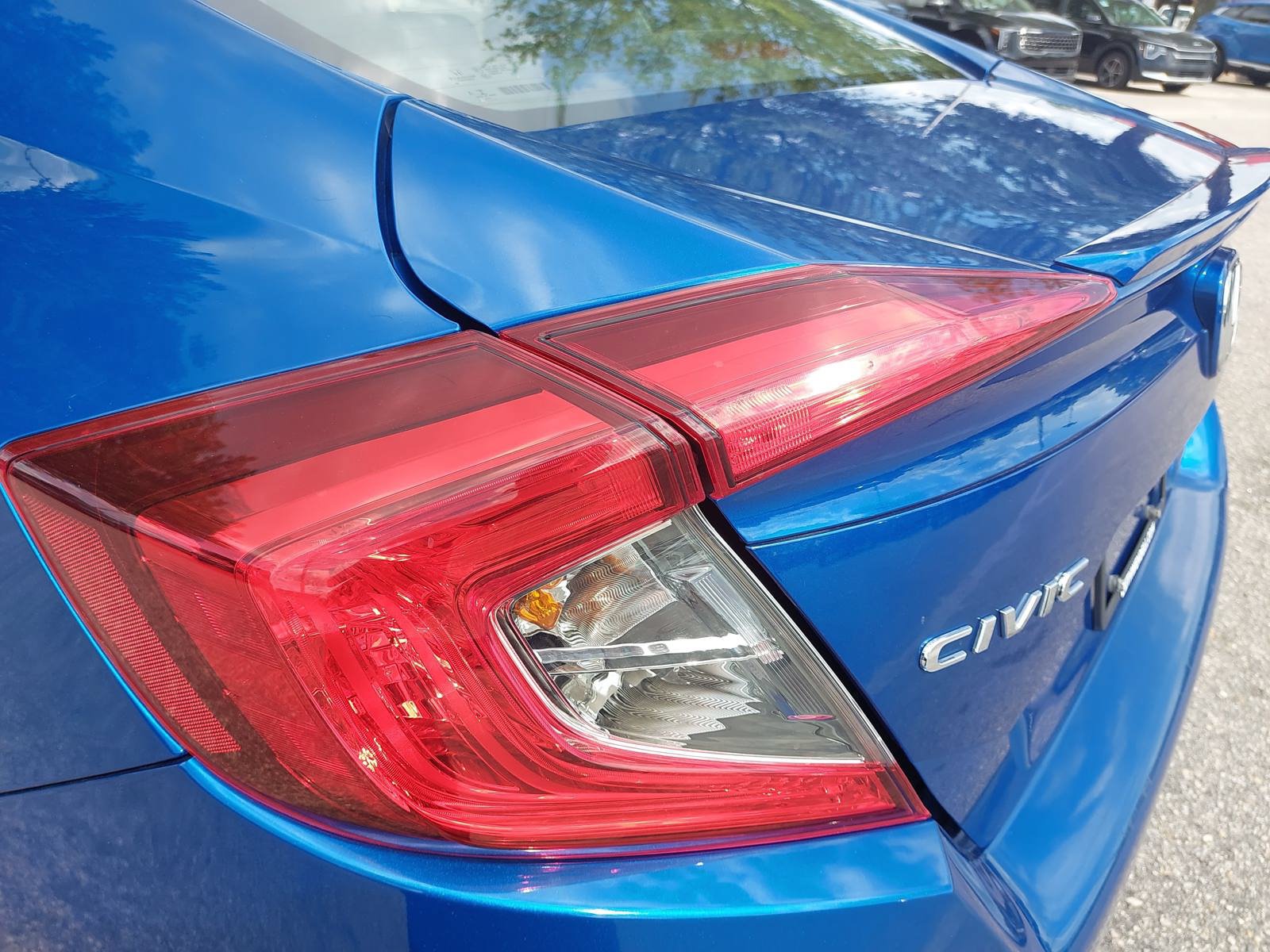 Used 2017 Honda Civic Touring image 34