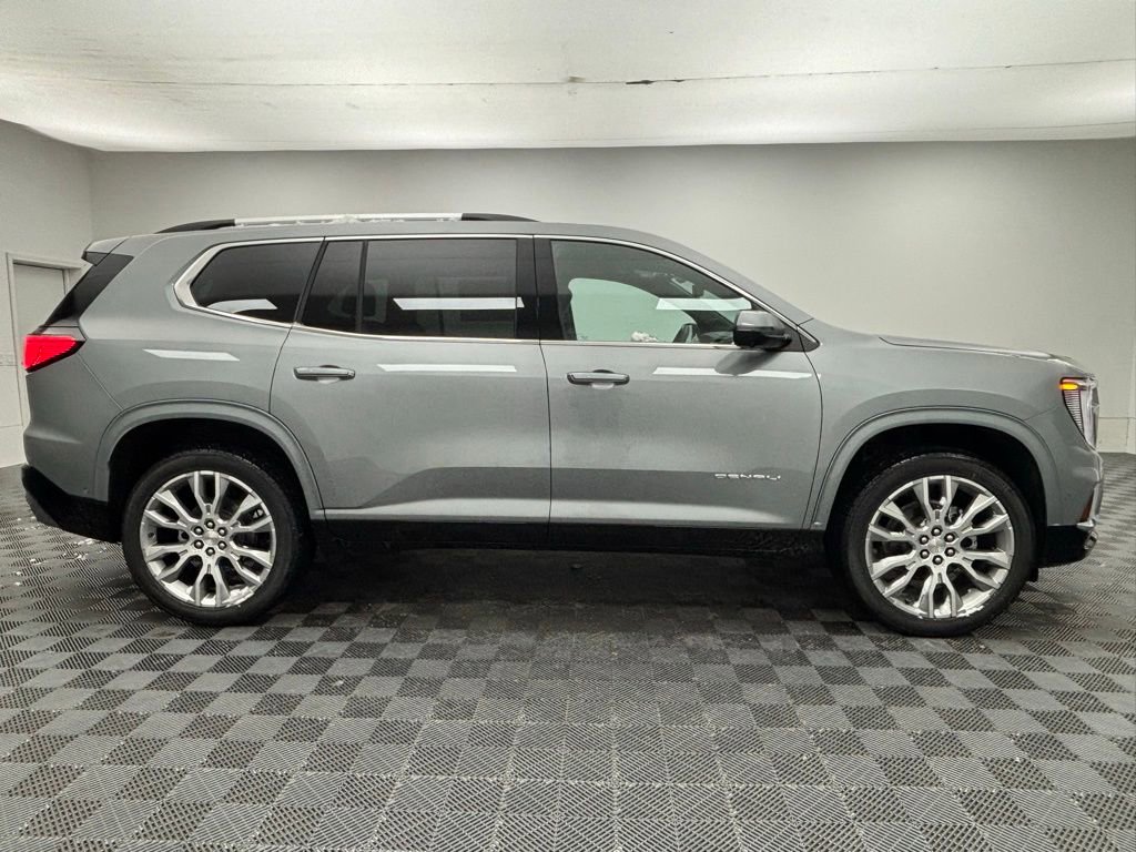 New 2026 GMC Acadia Denali w/ Super Cruise Package image 9