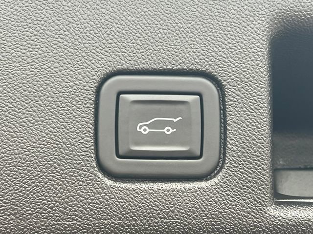 Used 2024 Chevrolet Equinox LT w/ LPO, Floor Liner Package AWD/4WD image 31