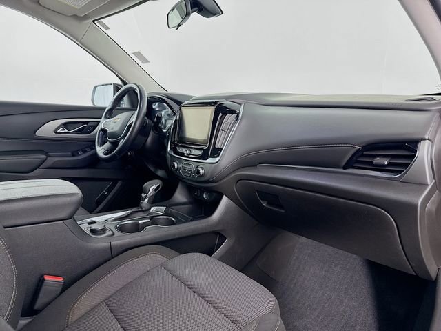 Used 2021 Chevrolet Traverse LT image 30
