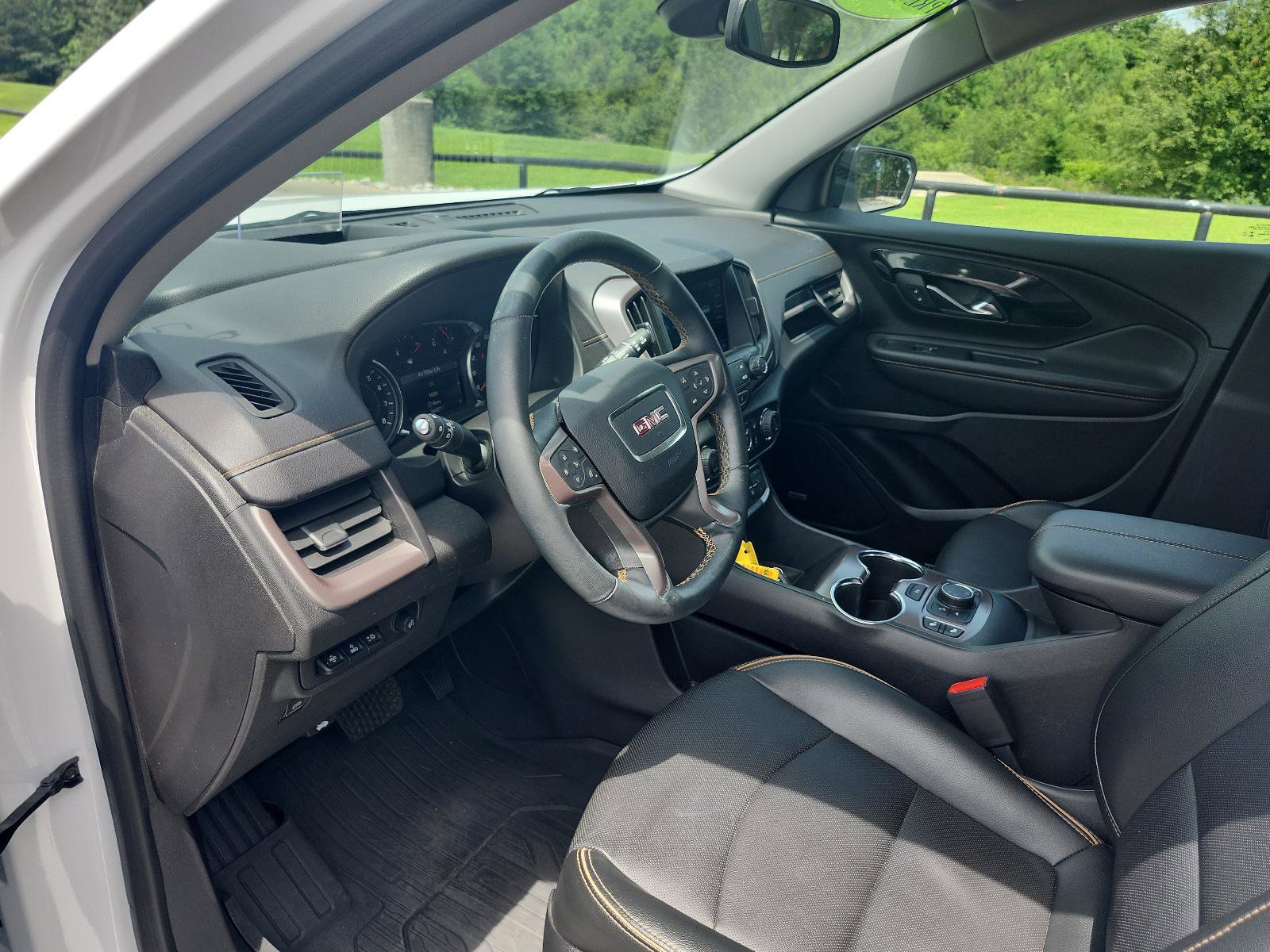 Used 2024 GMC Terrain AT4 w/ Infotainment Package II AWD/4WD image 14