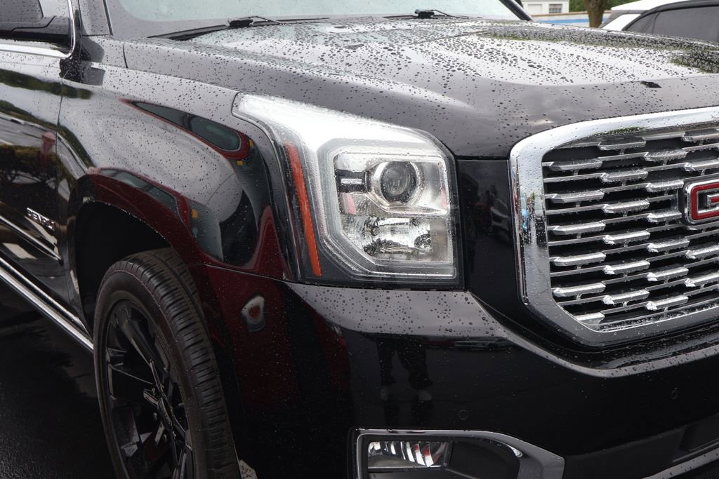 Used 2018 GMC Yukon XL Denali w/ Denali Ultimate Package AWD/4WD image 4