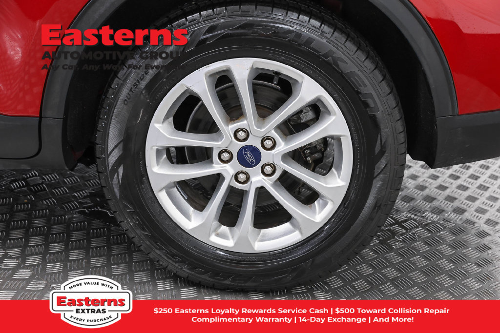 Used 2022 Ford Escape SE w/ Convenience Package FWD image 36