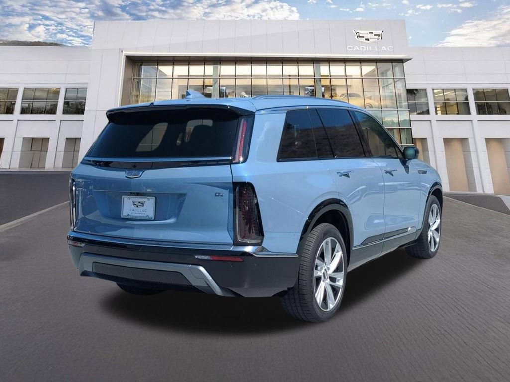 New 2027 Cadillac Vistiq Luxury w/ LPO, Floor Liner Package AWD/4WD image 3