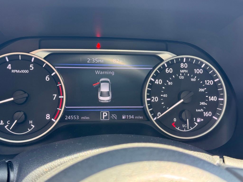 Certified 2024 Nissan Sentra SR w/ SR Premium Package FWD image 14