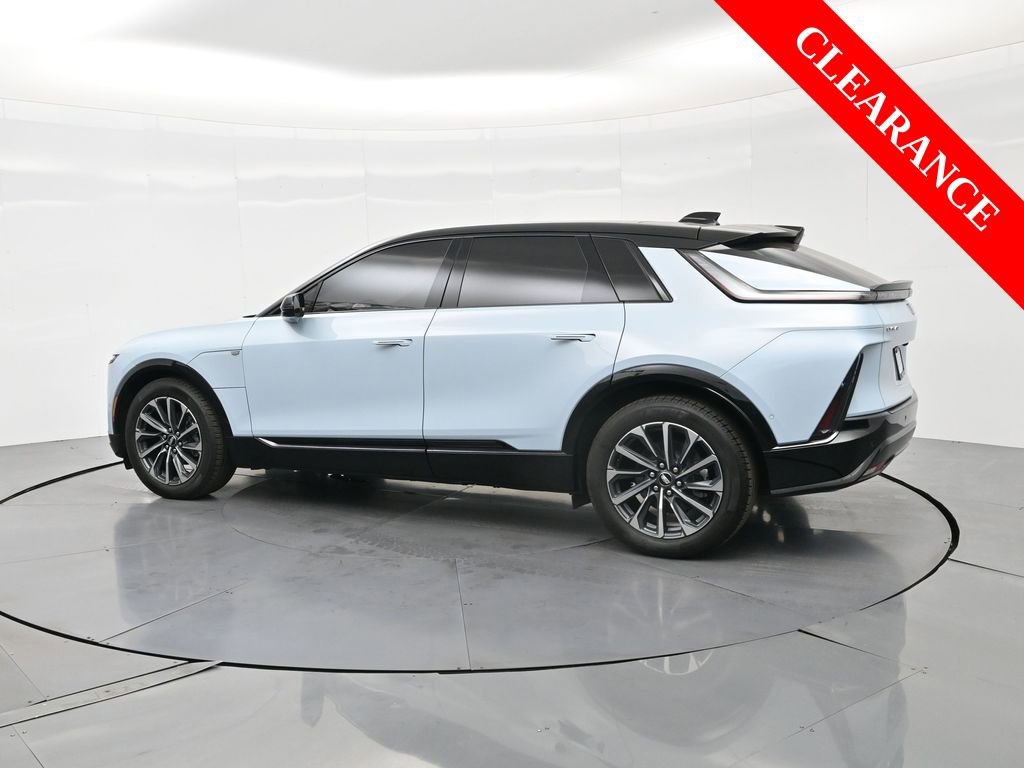 Used 2025 Cadillac Lyriq Sport image 9