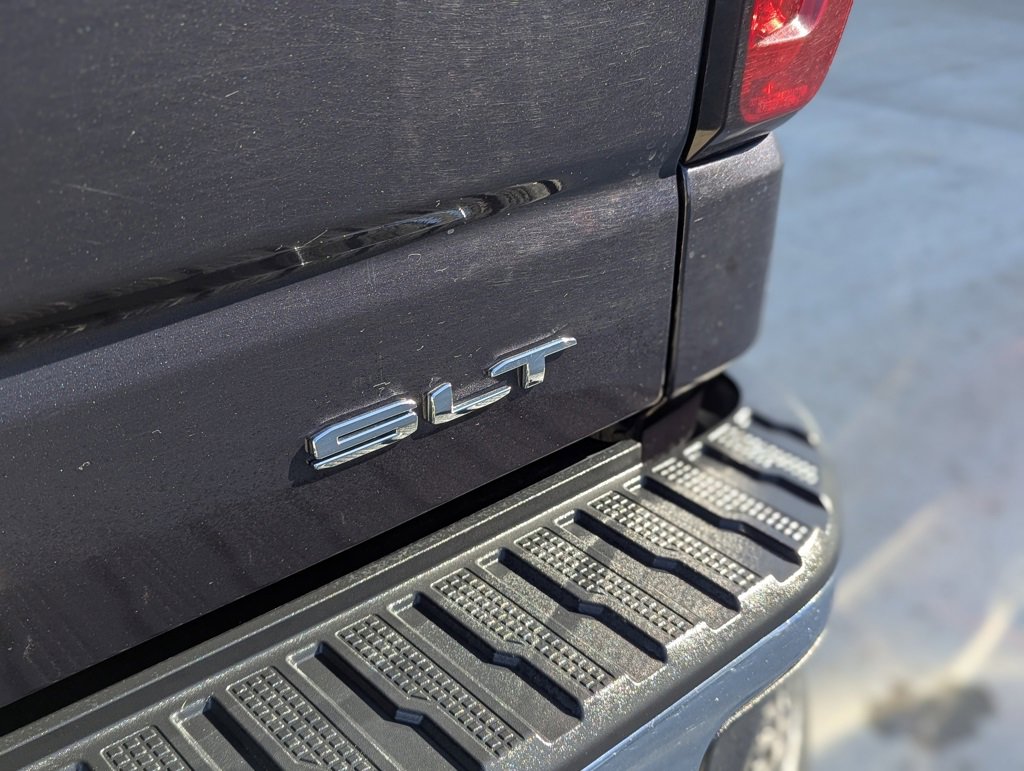 Used 2023 GMC Sierra 1500 SLT w/ SLT Premium Package image 11