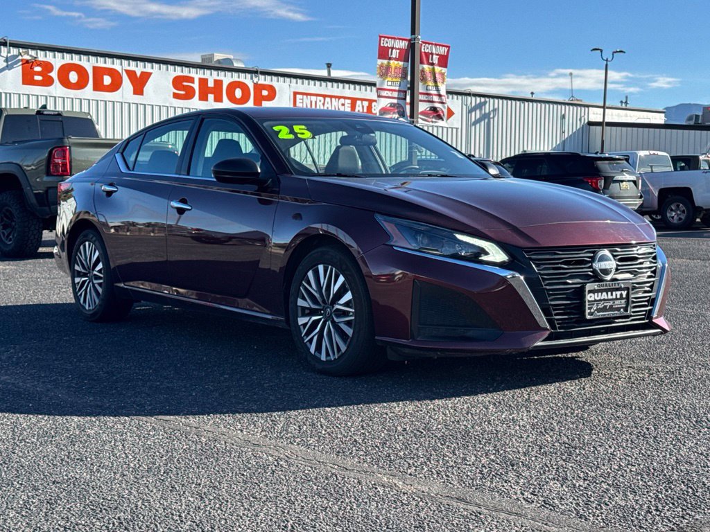 Used 2025 Nissan Altima 2.5 SV