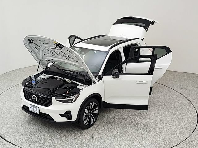 New 2026 Volvo XC40 B5 Ultra w/ Protection Package Premier AWD/4WD image 37
