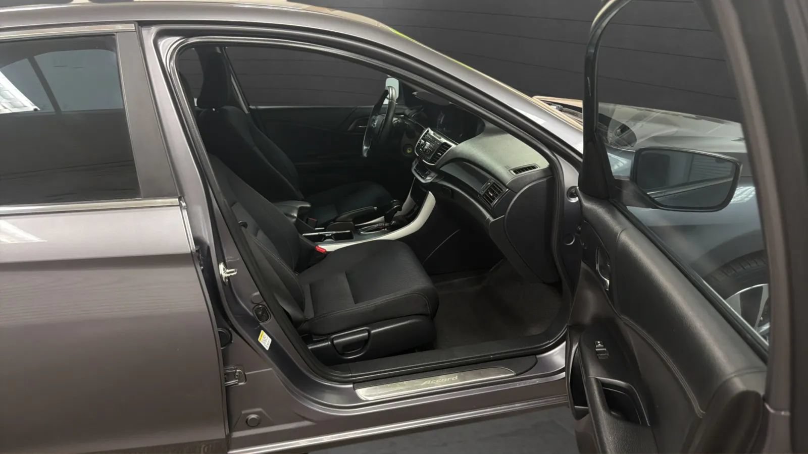Used 2014 Honda Accord Sport image 21